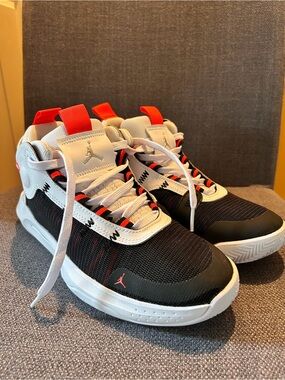 Nike Jordan Jumpman 2020 Flight Youth Shoes Black White Size US 7Y BQ3451-100 Ne